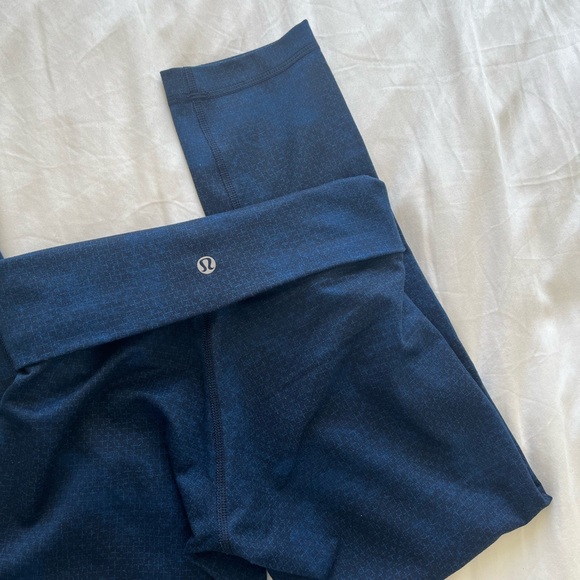 Lululemon leggings - Picture 6 of 6